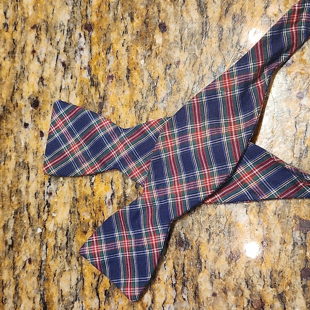 J.Press sil Bow Tie